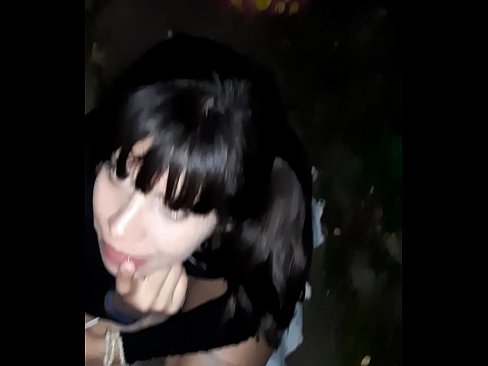 ❤️ Gatvėje išsipūtęs penis mainais už saldainius ❌ Porno prie mūsų ❤